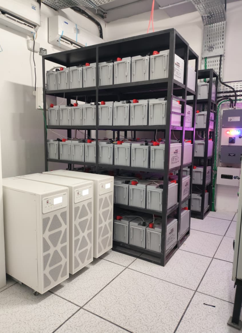 Easy 3S Conventional UPS with SMF/VRLA Batteries